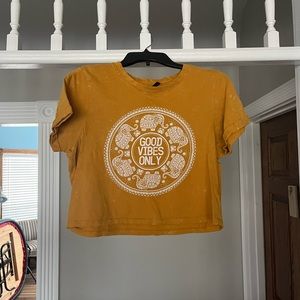 Crop top size S bought second hand deep yellow